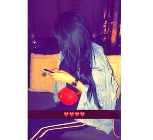 pic loading ...
