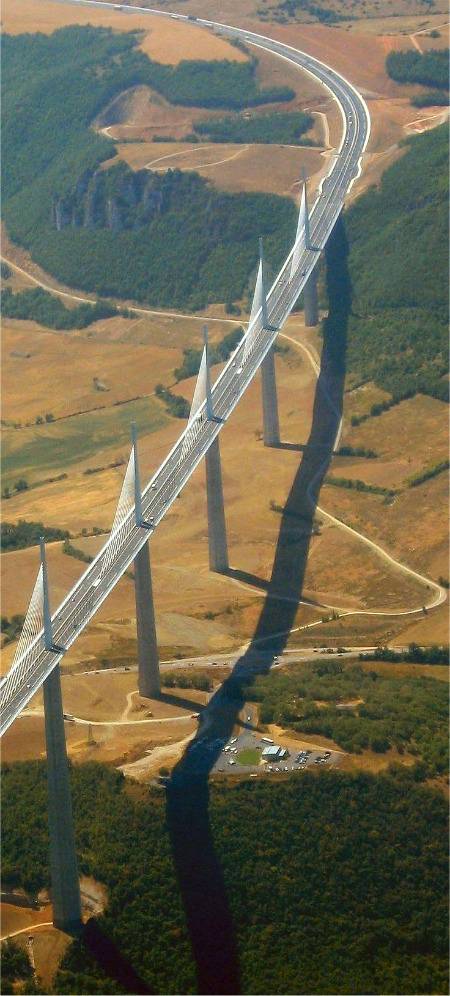 The world's tallest bridge____Millau Viaduct bridge Southern france