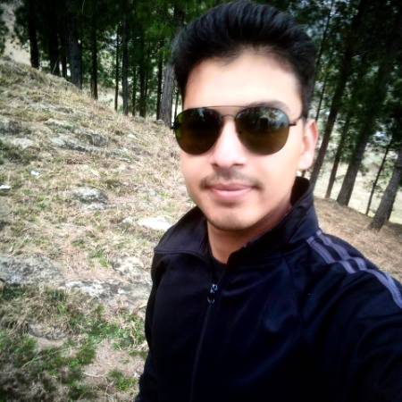 koi lift hi nai yhahn tooo...kafi changing hgai ha.