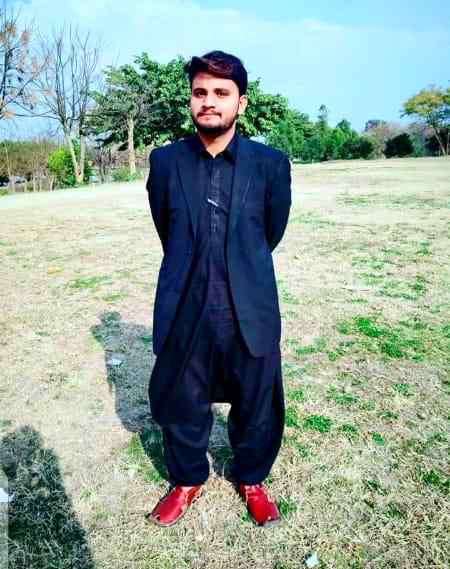 انتظار تو ھم تیرا ساری عمر کر لےگے💖
,,, بس خدا کر ے_____تو بیوفا نا نکلے💖▁💘