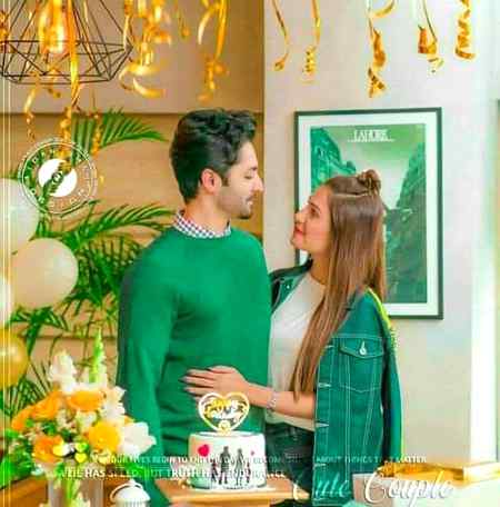 Sochu to kiya lmha ho ga. ..
 Barish -chatri-tum-or -ma😍😍🙈
... gud nyt frendz