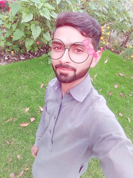 تصویر لینے کے لیے صرف کیمرہ اچھا نہیں
سامنے والا بھی برینڈیڈ ہونا چاہیے
😜 ...💪😎🔥🔥🔥