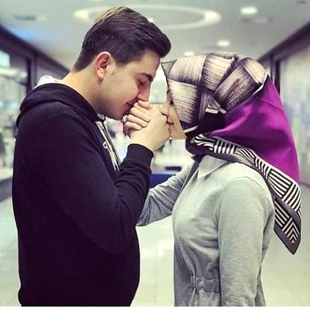 نشہ کیا ہوتا ہے___ تجھے کیا پتا🤗
کبھی یار کے لبوں پہ لب رکھ کے تو دیکھ... !!👄😘