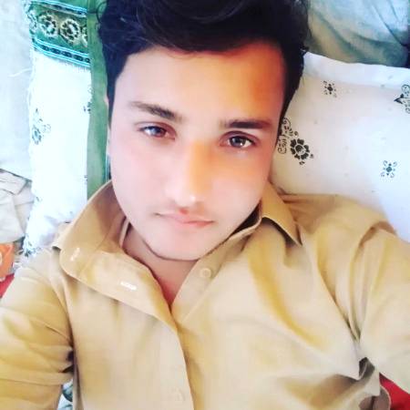 مرشد مجھے چین نہیں آرہا
مرشد مجھے پنگے لینے ہیں پنگے😒
 😋😋😋