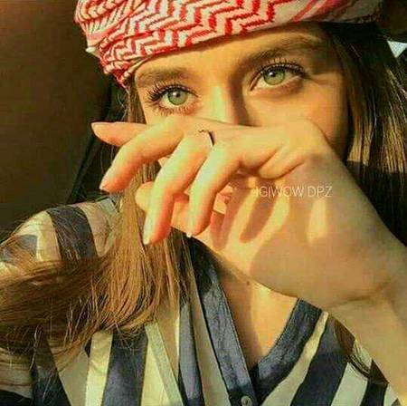 Wow beautiful eyes na