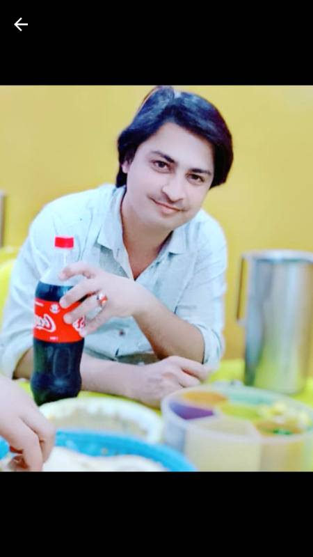 اگر آپ نے مجھے لاکھوں میں چنا ہے تو وعدہ ہے میرا
آپ کو کروڑوں کی بھیڑ میں کھونے نہیں دوں گا❤️