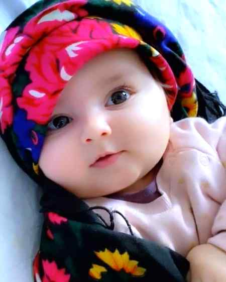 کہتے ہیں خوبصورت لوگوں کو
 دیکھنے سے عمر بڑھتی ہے🙈🙈
اب پتا نہیں آپ  کے پاس میری تصویر ہے کہ نہیں