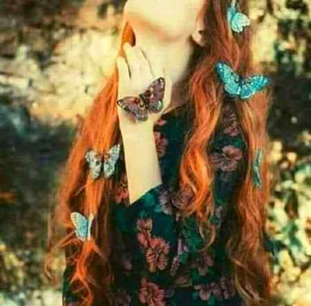 میں اکثر ہار جاتی ہوں کسی کی جیت کی خاطر۔۔ میرا اپنا طریقہ ہے کسی سے جیت جانے کا۔۔.✌..a1
Falak