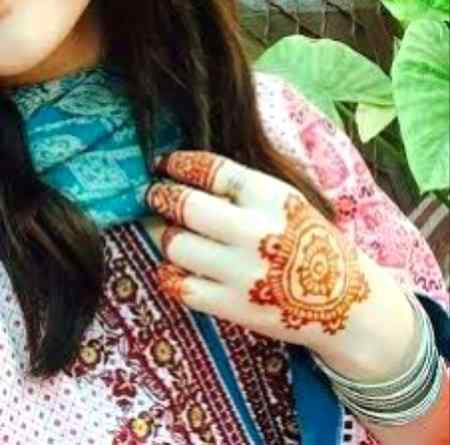 ﻣﺠﮭﮯ ﺳﻨﺘﮯ ﺗﻮ ﺑﮩﺖ ﺳﮯ ﻟﻮﮒ ﮬﯿﮟ ﯾﺎﺭﺏ
ﻣﮕﺮ
ﻣﺠﮭﮯ ﺳﻤﺠﮭﺘﺎ ﺗﯿﺮﮮ ﺳﻮﺍ ﮐﻮﺋﯽ ﻧﮩﯿﮟ 💓