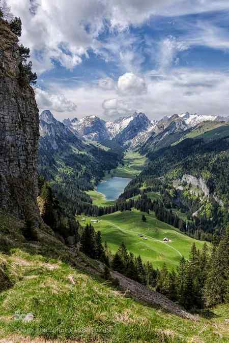 ..Spectacular views...