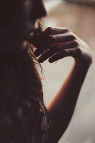 وہی ضد، وہی حسرت، نہ دردِ دل کو کمی ہوئی، 

 عجیب ہے محبت میری، نہ مل سکی نہ ختم ہوئی۔