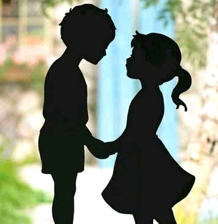 عرض کرنا ہمیں نہیں آتا
ہم گئے اور اُن کو چُھو آئے...😊
😍