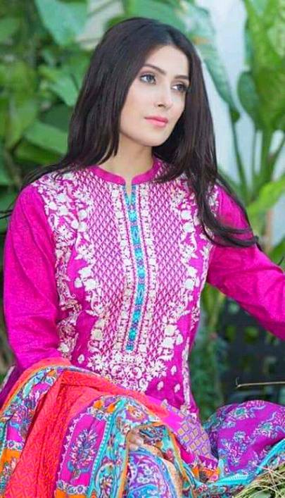 Ayeza Khan