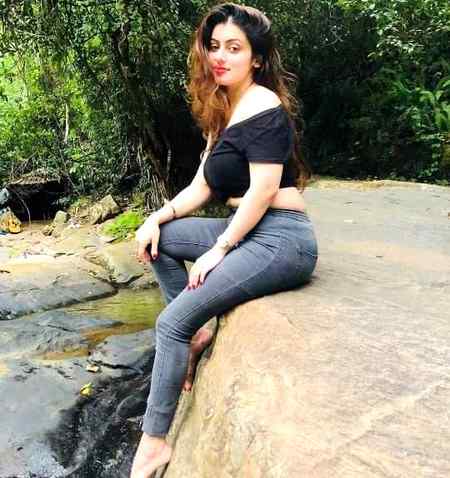 Nathasha pareera  new model srilankan