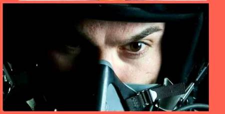 نگاه عقاب کى.
جنون بے پناه.