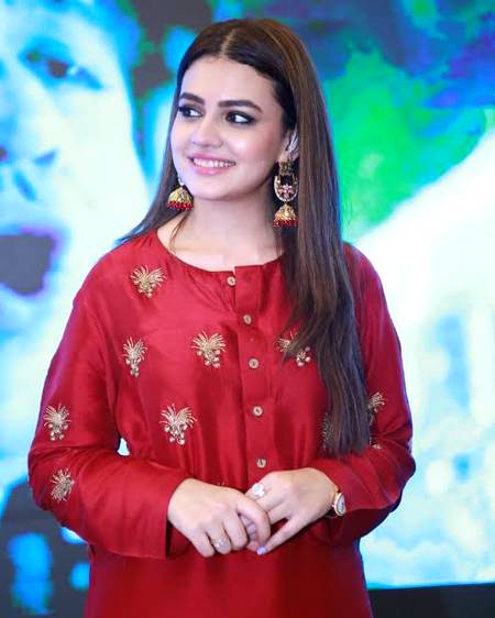 Zara noor abbas