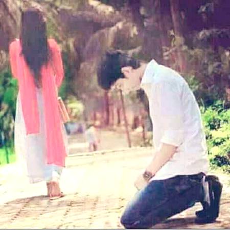 💔اگر ملنا ہے تو مل جاؤ دنیا کے اس چمن میں💔
💔ورنہ کب ملوگے جب لاش ہوگی کفن میں💔