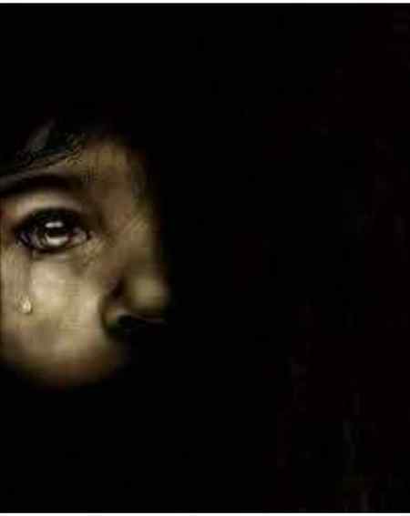 مجبوریوں کے پھندے کچھ ایسے گلے پڑے،
کہ ہم اپنی خواہشوں کے جلاد بن گئے..!!