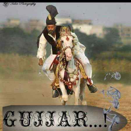 Kaka  Saady  naal  pungy 

Ouqaat dekh  pehlaan  apni

This my  grnd Fathar ❤