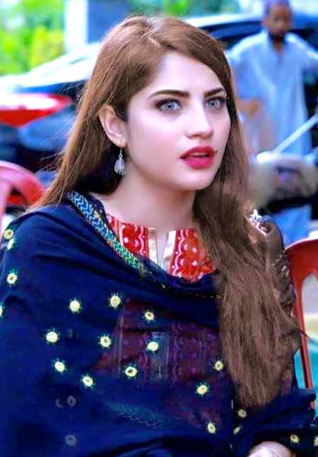 Neelam Muneer....