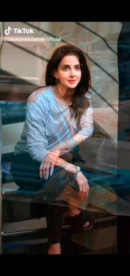 Beautiful lady (Saba qamar)