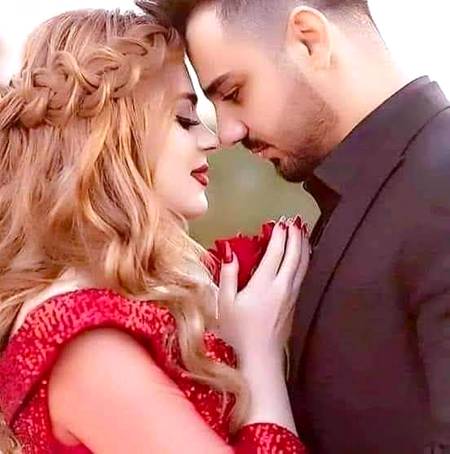 ﺗﯿﺮﮮ ﺳﻮﺍ ﮐﺴﯽ ﺍﻭﺭ ﮐﮯ ﮐﯿﺴﮯ ﮨﻮ ﺳﮑﺘﮯ ﮨﯿﮟ ﮨﻢ
ﺗﻮ ﺧﻮﺩ ﮨﯽ ﺳﻮﭺ ﮐﮧ ﺗﯿﺮﮮ ﺟﯿﺴﺎ ﮐﻮﺋﯽ ﺍﻭﺭ ﮨﮯ ❤
.😍😍😍😍😍