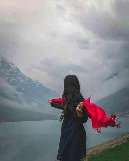 حالات بڑے بڑے بےصبروں کو صبر کرنا سکھا دیتے ہیں ... ایسے لوگ جو سادہ پانی پینا گوارہ نہیـں کرتے ... حالات اٌنہیـں صبر کے گھونٹ پینے پر مجبور کر دیتے ہیـں.. اسی کا نام زندگی ہے .*💞 💞