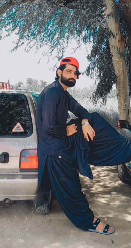 اپنے دل سے کہہ دو کسی اور کی محبت کا نہ سوچے۔۔۔۔

اک ميں ہی کافی ہوں، تجھے ساری عمر چاہنے کے لئے۔۔❤