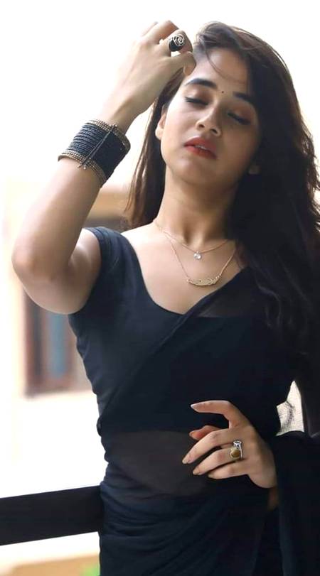 . ذرا سنبھل کر💖 عشق فرمائے حضور!!!

اگر ہم دل میں بس گئے تو نشہ بن جائیں گے😍💞