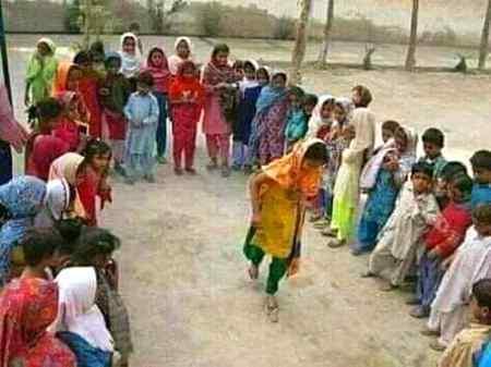 Ye game kis kis kuri ne khelaaa h ya dekhaaa h.??😄😁