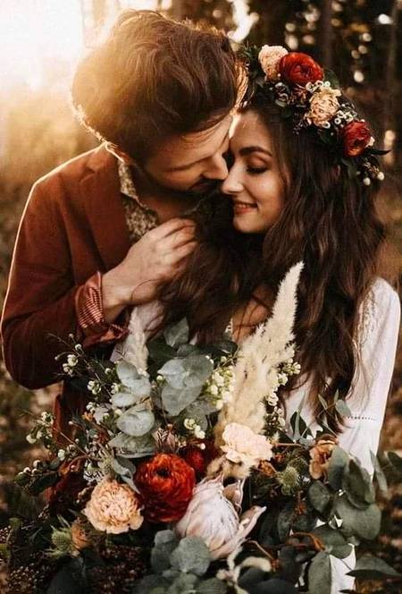 اپنی سانسوں کے دامن میں چھپا لو مجھ کو🙈 تیری روح میں اتر جانے کو جی چاہتا ہے 😘😍 - H∆mzıı.. 🤹♂️�
