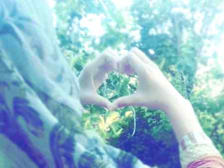 Don,t trust anyone....✌✌✌✌💔💔💔💔💔
