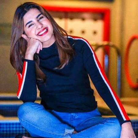 Kubra khan
