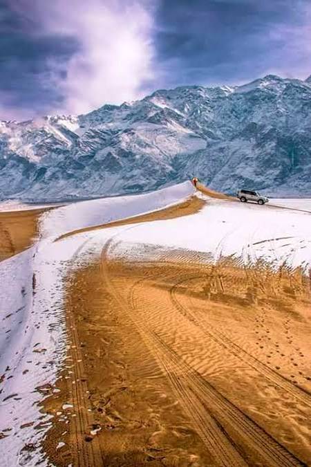 Sarfaranga desert.