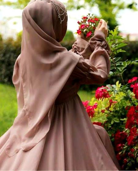 *آپ کسی کو بھی... زبردستی دو کاموں کے لیے مجبور نہیں کر سکتے...*
*ایک " محبت " اور دوسرا*  *عبادت "دونوں دل سے ہوتی ہیں اور دونوں کا تعلق روح سے جڑا ہوتا ہے۔۔۔۔۔!!*