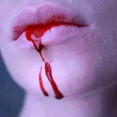 ایک ایسا بھی سفر کروایا زندگی نے...!! 
جس میں پاؤں نہیں دل تھک گیا میرا....!!