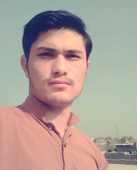 حالات کی اک ضرب نے صورت ہی بدل دی 
 مجھ سے میری تصویر ذرا بھی نہیں ملتی