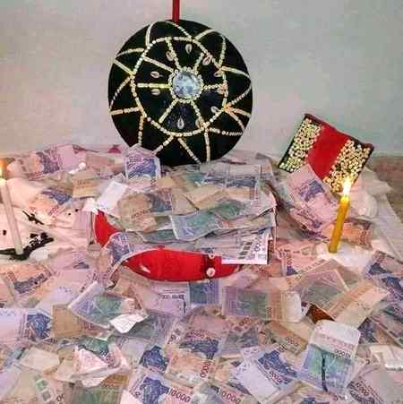 Sending by fareed ahmed shaikh ye lo eiddi meri taraf sy all friends ko