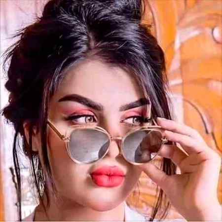 Meri blaa se zmany ko aag lg jae. .🌷🌷.. 
Teri ankh na dekhu jhlmlahi hwi...🌷🌷