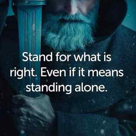 سچ کا ساتھ دینے کی ہمت رکھیں اگر آپ سچے ہیں تو اللہ آپ کے ساتھ ہے ۔پھر کسی اور کی ضرورت نہیں رہتی۔