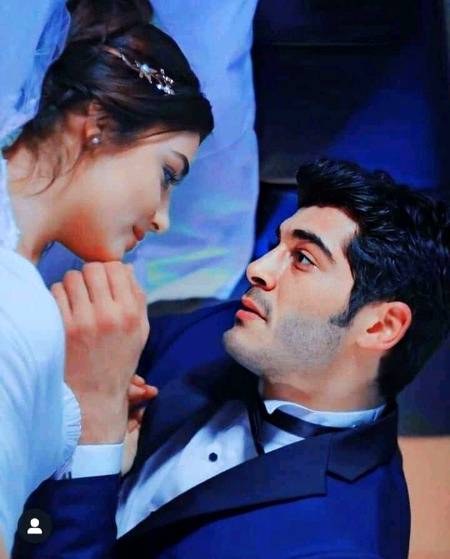 ﻗﯿﻤﺘﯽ ﭼﯿﺰﯾﮟ ﻣﺠﮭﮯ ﺑﮩﺖ😌💞
☺ﭘﺴﻨﺪ ﮨﯿﮟ ﺍﺳﮑﺎ ﺛﺒﻮﺕ ﺗﻢ ہو۔😍💖