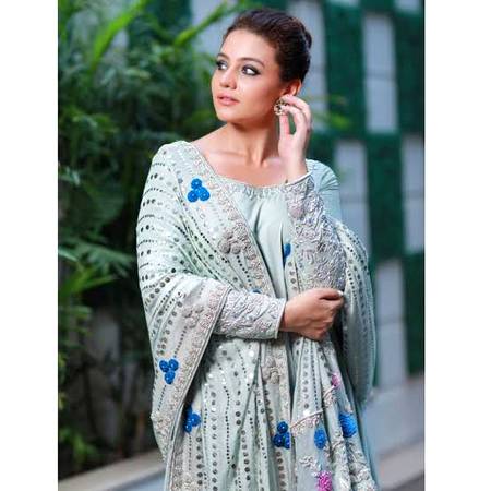 Zara noor abbas