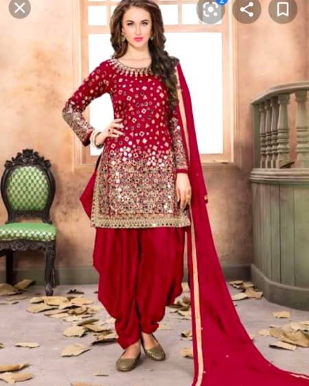اب پوچھتے ہیں کیا نام ہے ____ تمہارا,
_
ہائے صدقے میرے نام کی قسمیں کھانے والے.