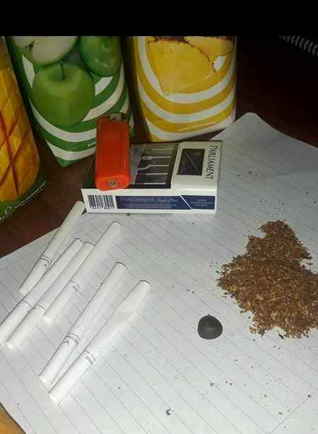 عشق کرنا چھوڑ دیا😒
اب صرف نشہ کرتا ہوں🔥
Smart❤