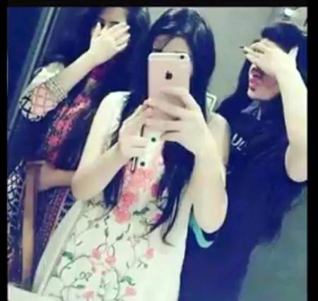 Me and my sweet heart family frndss