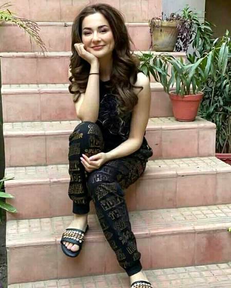 Hania amir...