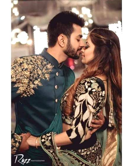 مسکرانا کون سا __مشکل کام ہے😍

 "بس تمہیں ___سوچنا ہی تو پڑتا ہے💏💋

🙈🙈