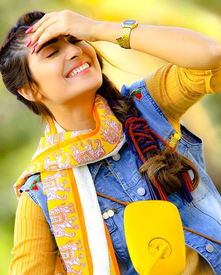 عائزہ خانis the beat