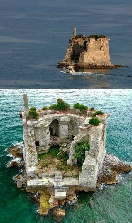 Scola tower Palmaria island,La spieza province Italy