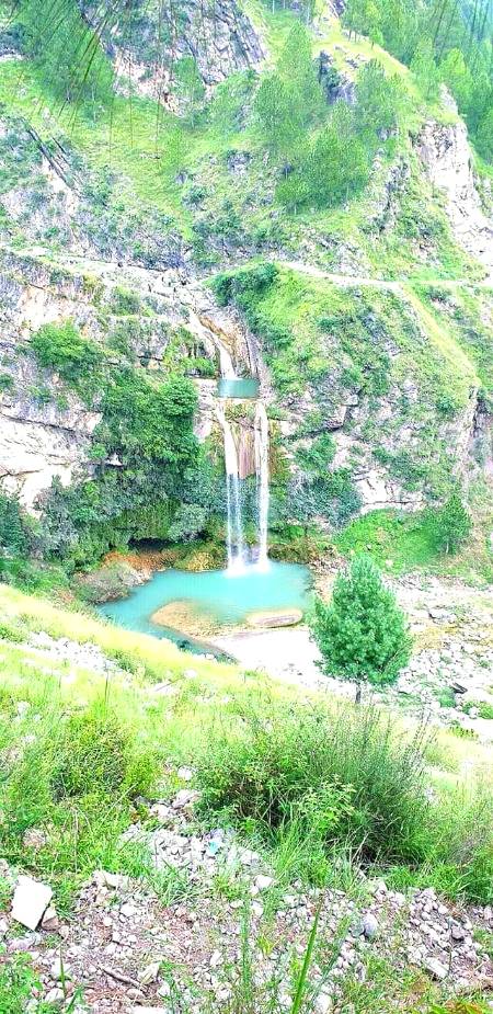 Pano, Manshera waterfall